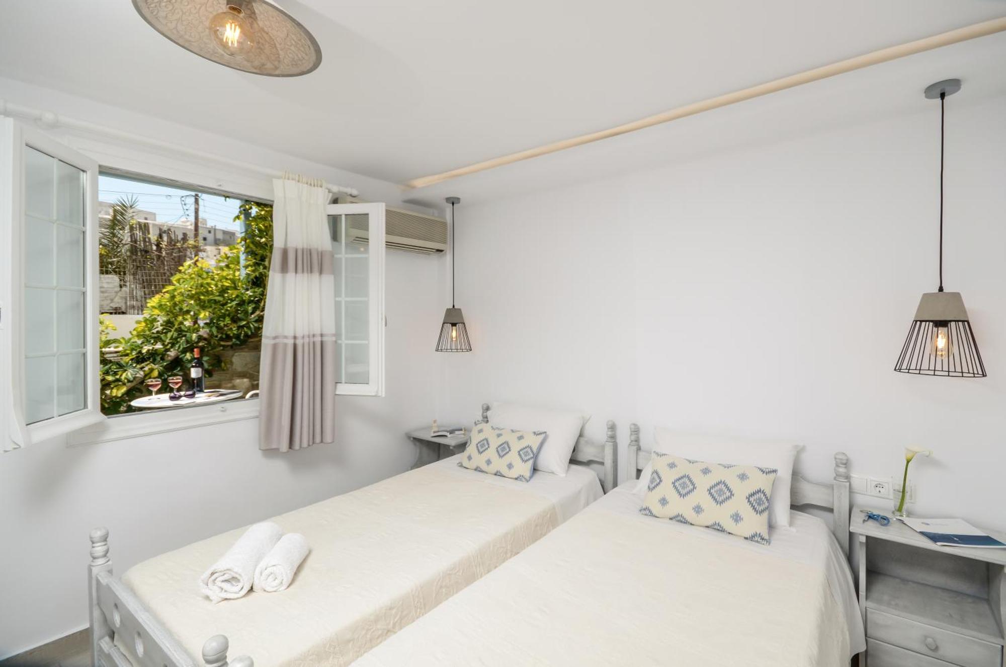 Sofi Pension Naxos City Exterior photo