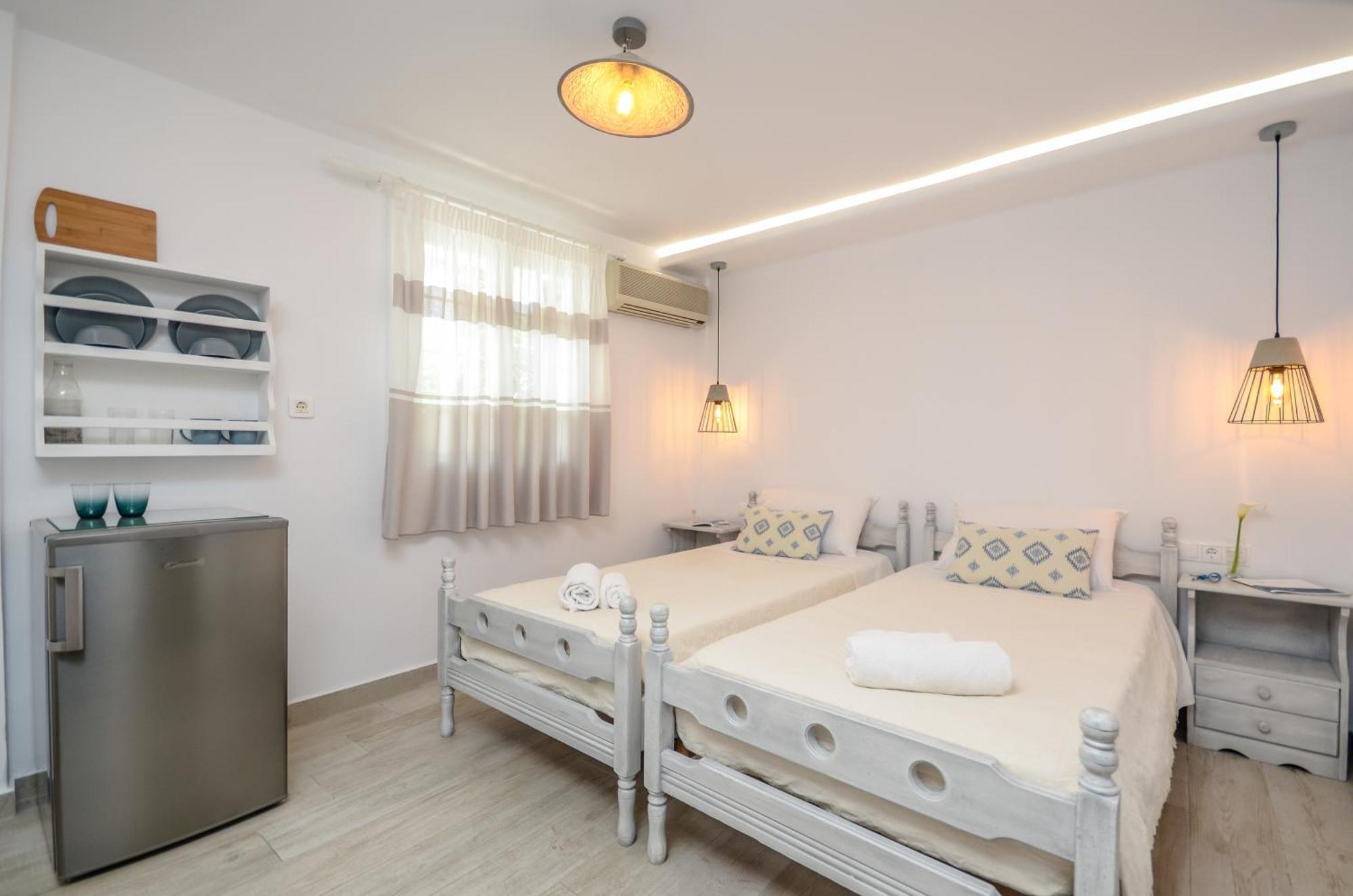 Sofi Pension Naxos City Exterior photo