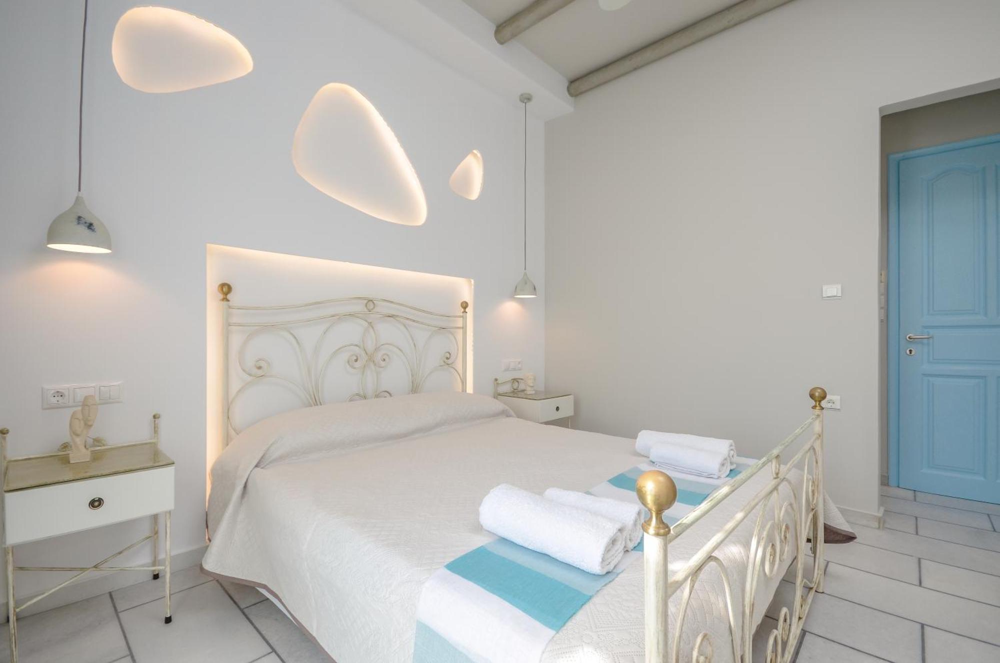Sofi Pension Naxos City Exterior photo