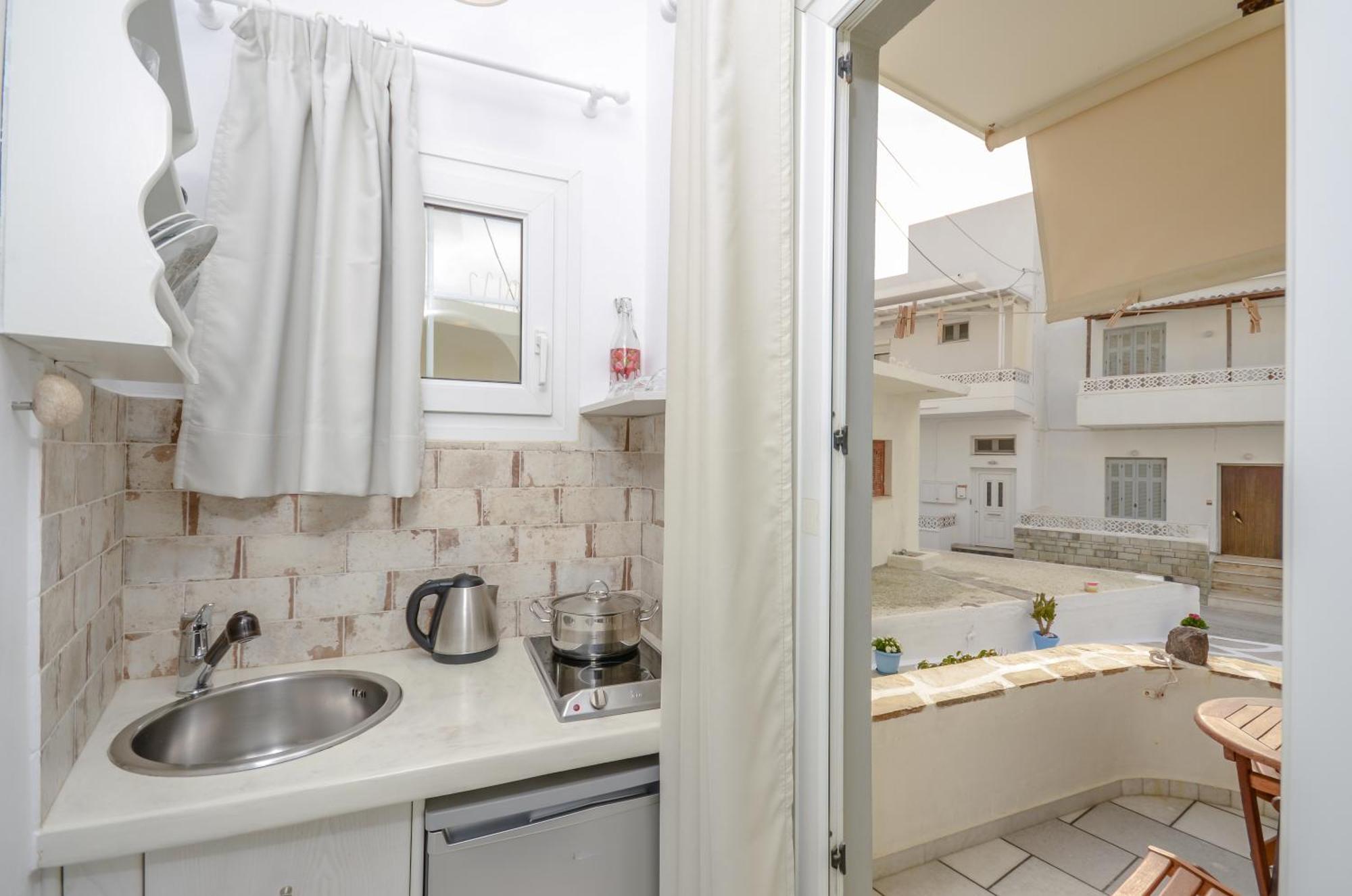 Sofi Pension Naxos City Exterior photo